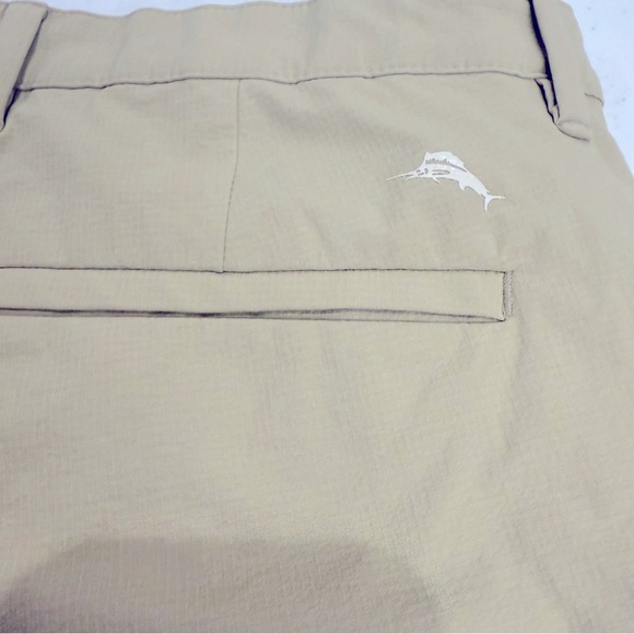 Tommy Bahama Chip Shot Shorts Tan Golf Performance 10-inch Men’s Size 36 - Picture 5 of 14